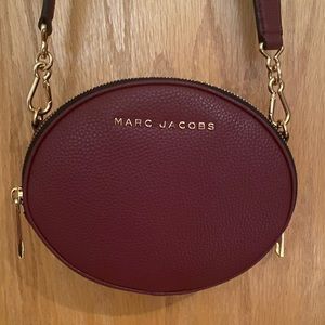 Marc Jacobs purse - like new